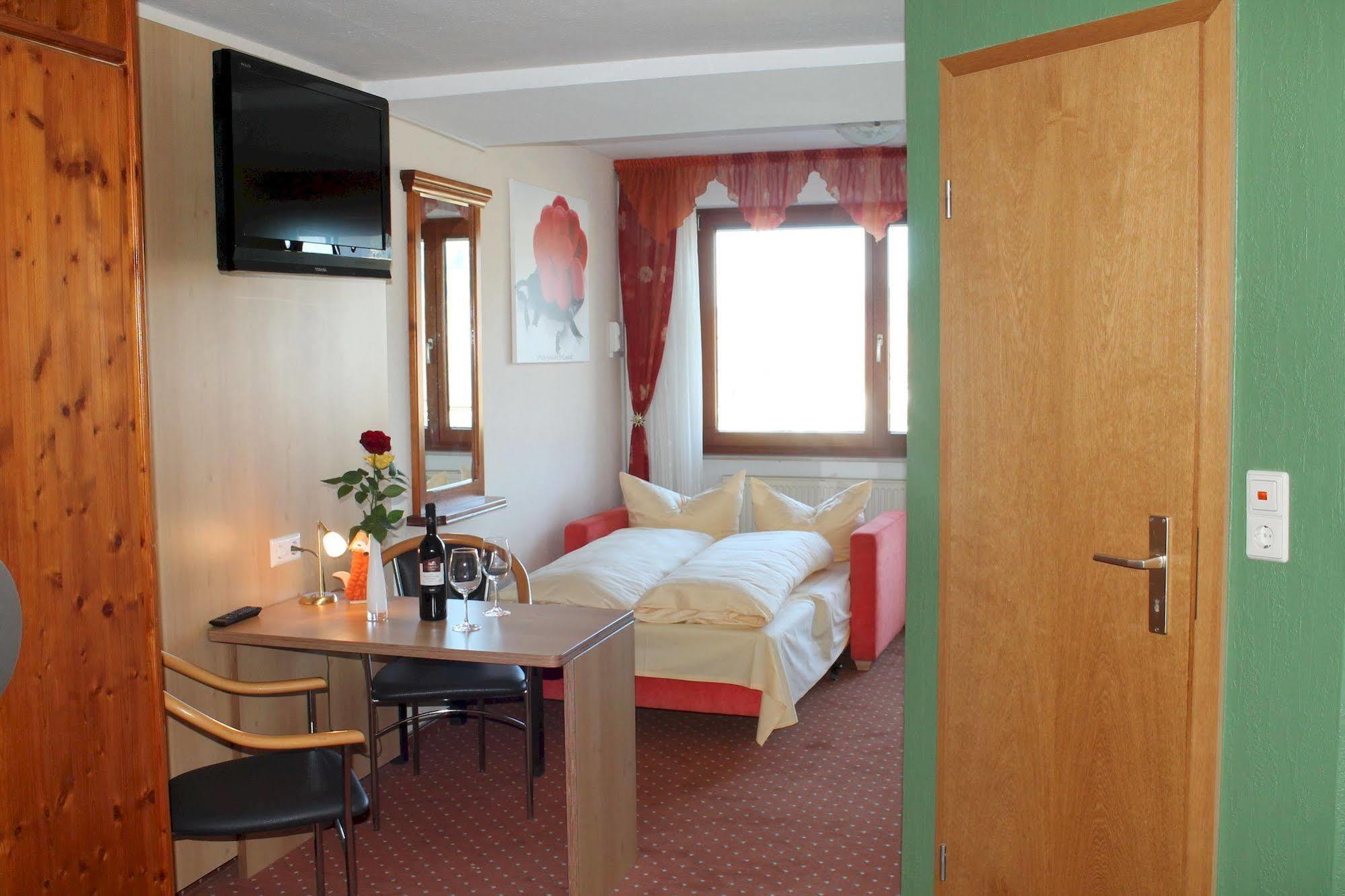 Deva Hotel Renchtalblick Oberkirch  Eksteriør bilde